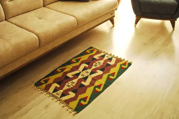 Choosing the Right Rug Repair Service for Lasting Results