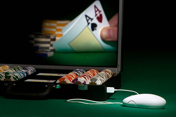 Exploring Live Game Features Across Online Casino Singapore Platforms